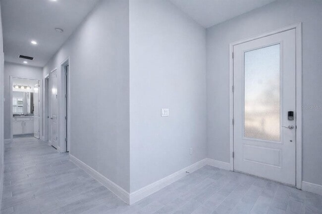 Building Photo - 6670 Bridgman St