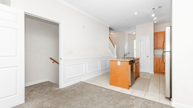 Building Photo - Located just Steps from Shopping, Dining, & Entertainment in The Market Common