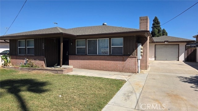 Building Photo - 8427 Oleander Ave