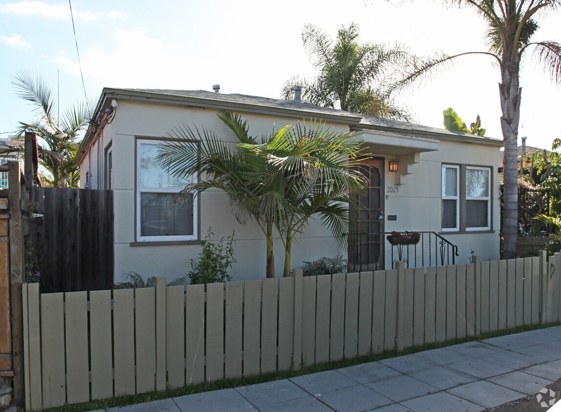 Foto del edificio - 2025-2033 30th St