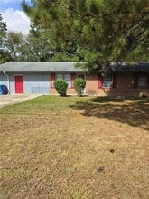 Building Photo - 2850 Middleburg Dr