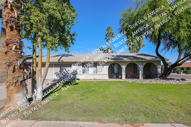 Building Photo - 2132 E Tulane Dr
