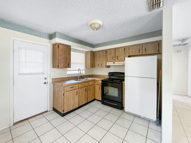 Foto del edificio - 4624 73rd Ave N