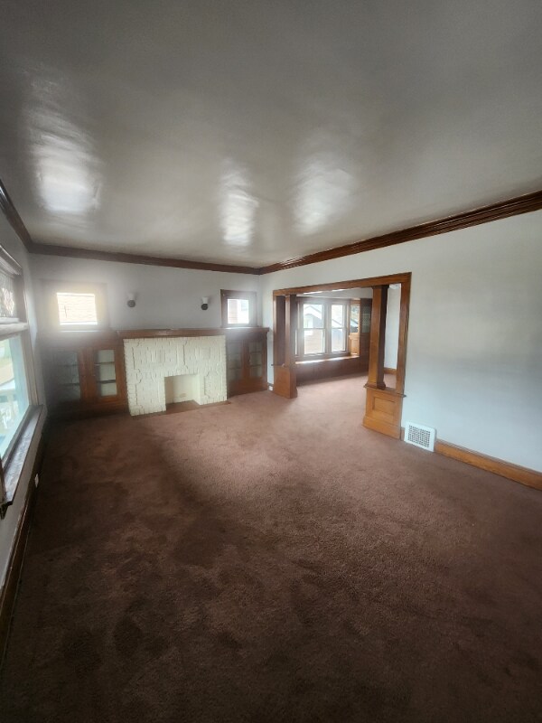 Building Photo - 10907 Parkhurst Dr