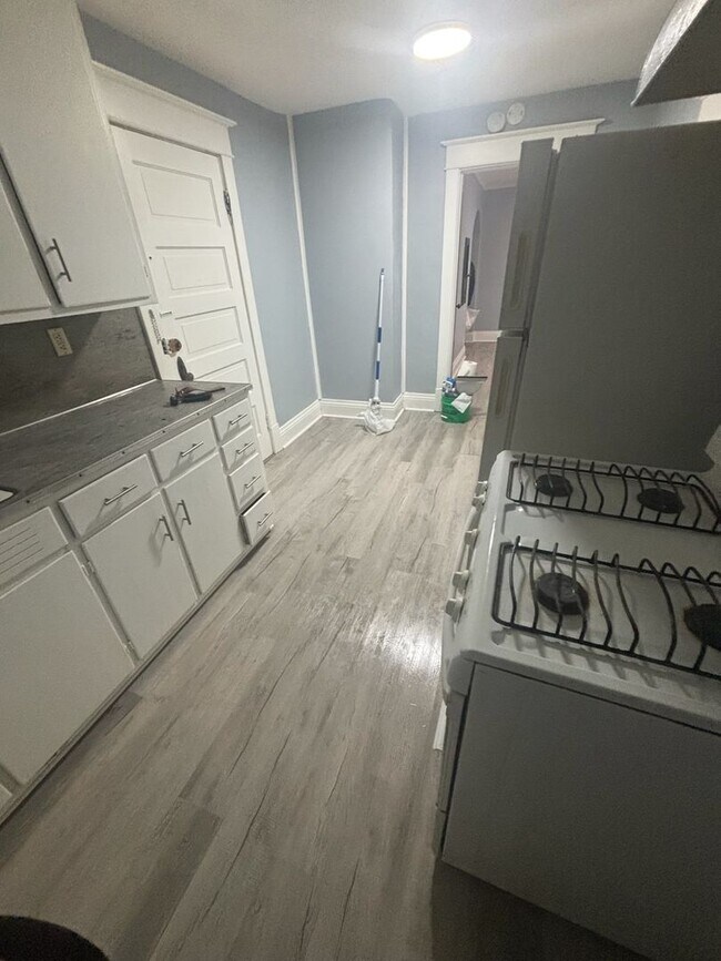 Foto del edificio - 516 W Third st