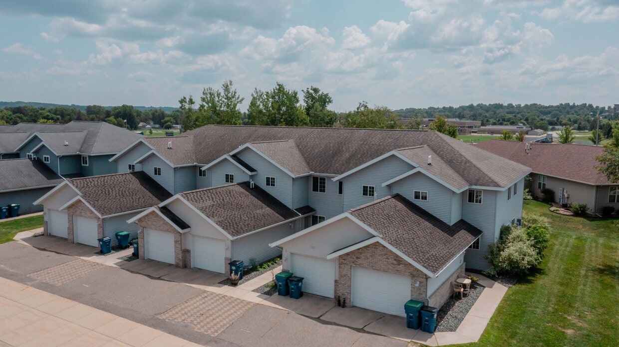 1319 Rose Marie St, Wausau, WI 54401 Townhome Rentals in Wausau WI