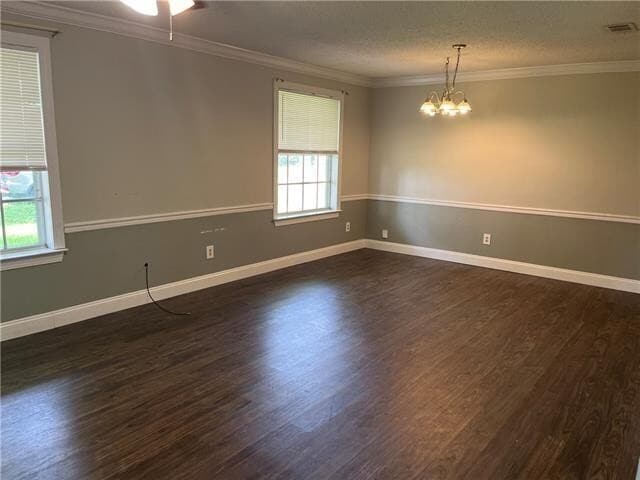 Building Photo - 504 Gardenia St
