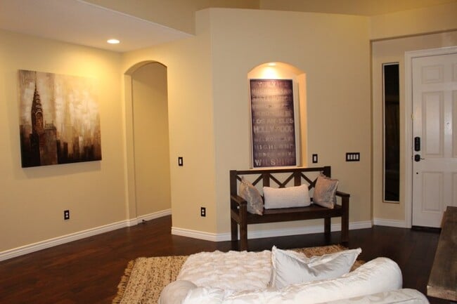 Foto del edificio - 701 Camino Del Sol