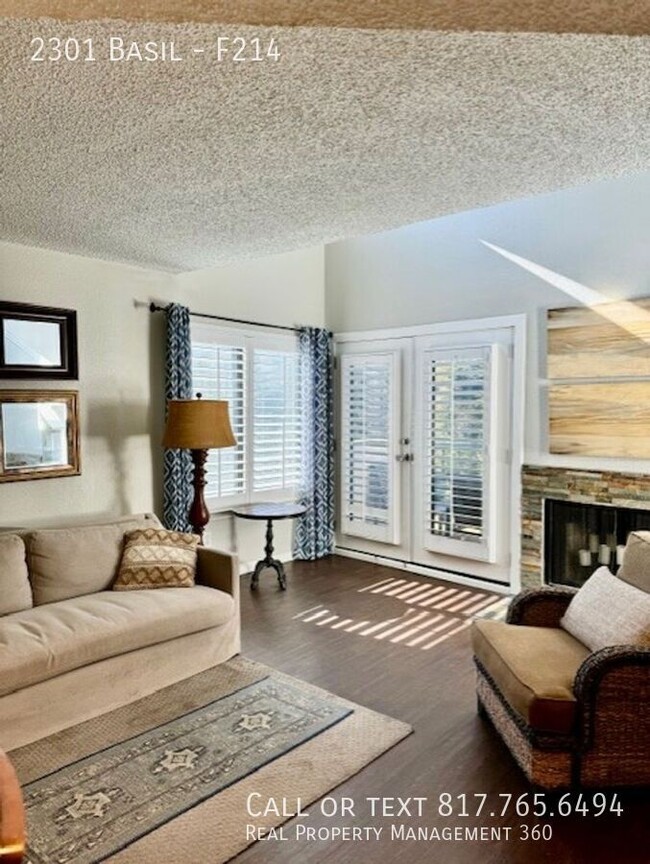 Foto del edificio - Great North Arlington condo available for ...