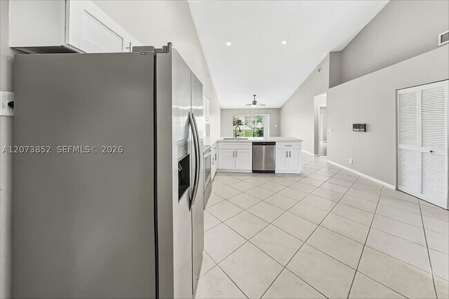 Building Photo - 11409 Coral Bay Dr