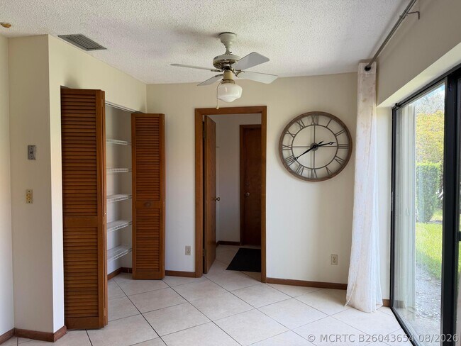 Building Photo - 1066 NW 97th Ave