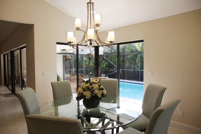 Dining area Overlooking pool - 2662 NW 42nd St
