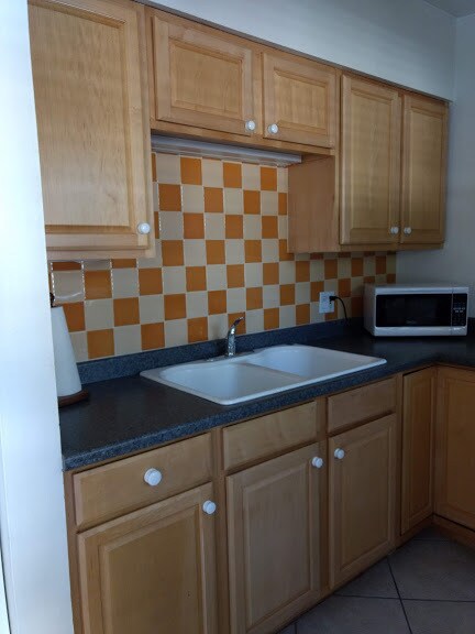Primary Photo - 1219 S Farmer Ave #3