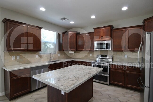 Building Photo - 24758 W Huntington Dr