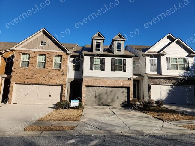 Building Photo - 2249 Knoxhill View