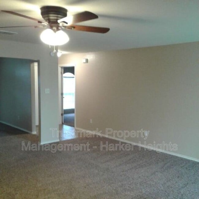 Building Photo - 5304 Vail Dr