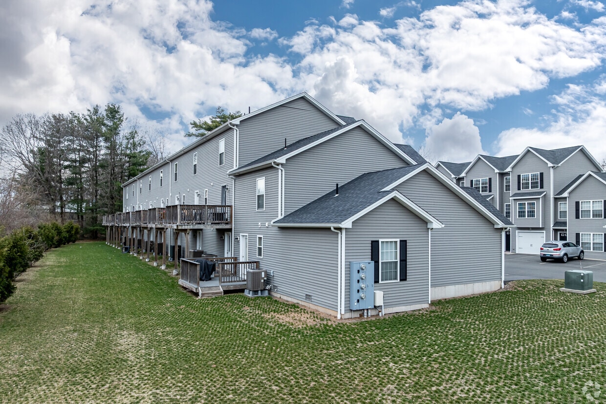 Building Photo - 27 Tridell Dr