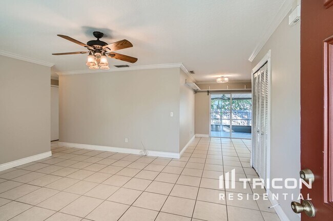 Foto del edificio - 796 Raven Ave