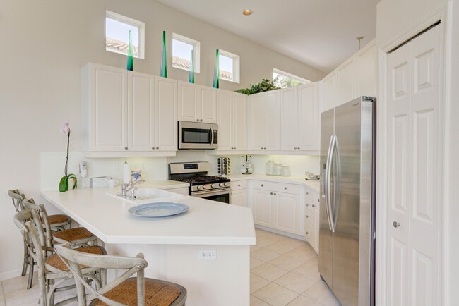 Building Photo - 126 Sunset Bay Dr