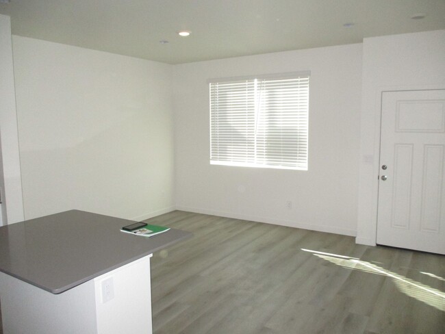 Foto del edificio - ***Brand new Townhome in Johnstown***