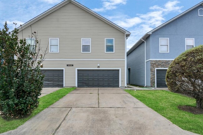 Building Photo - 15406 Addicks Stone Dr