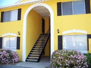 Foto del edificio - 800 Broward Rd