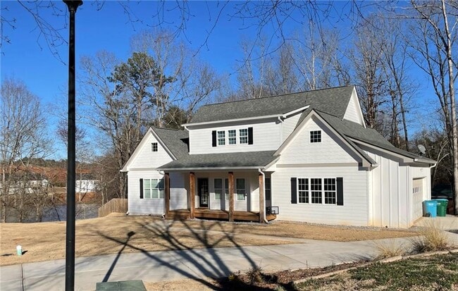 Building Photo - 450 Oliver Ridge Dr