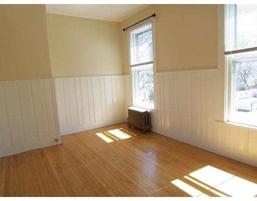 Building Photo - 246 Park Ave