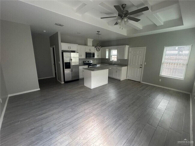 Building Photo - 1723 Stauffers St