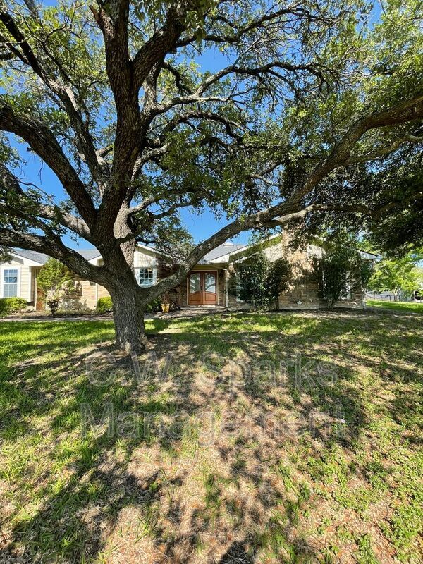 Foto del edificio - 3494 N Stodghill Rd
