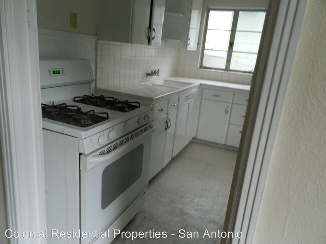 Foto del edificio - 1 br, 1 bath House - 807 Rittiman