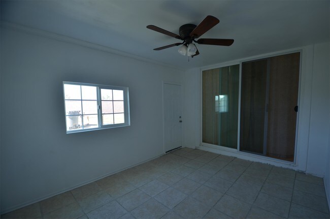 Building Photo - 30209 Powderhorn Ln