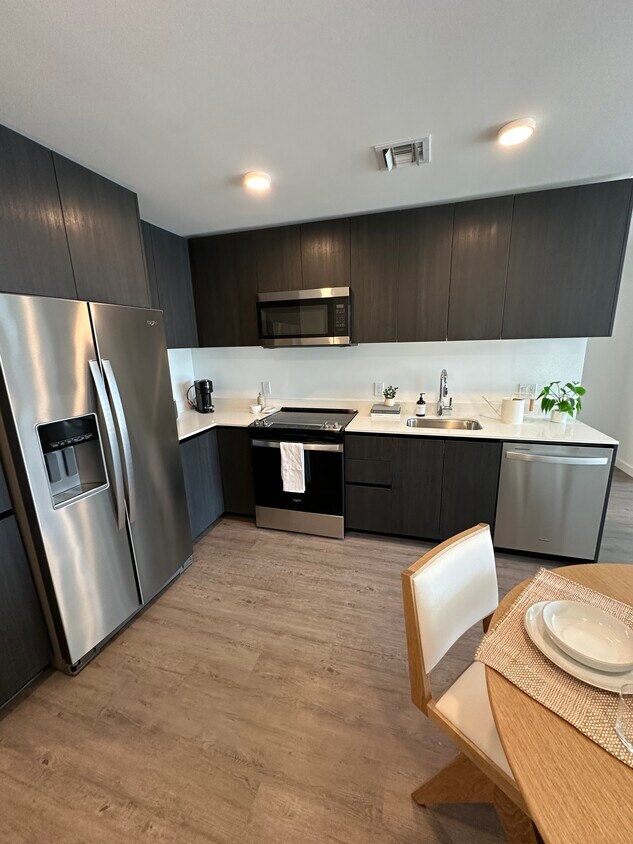 Foto principal - 133 NE 24th St