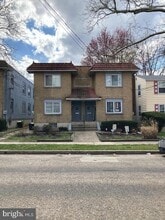 Building Photo - 1929 W River Dr
