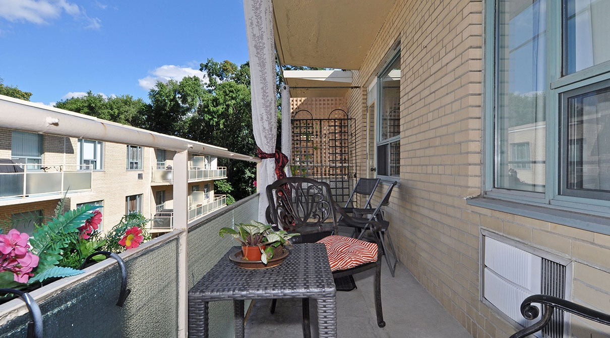 Primary Photo - Heath Estates B