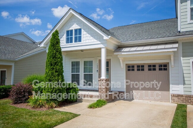 Building Photo - 1041 Honey Bush Cir