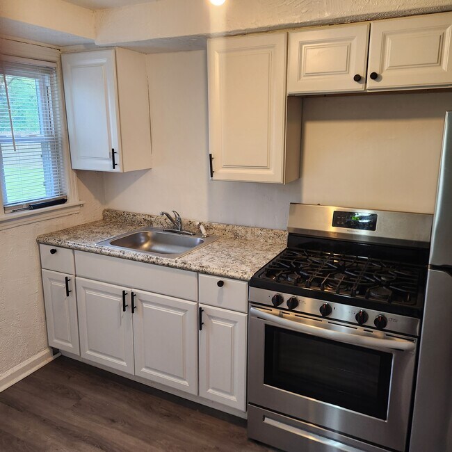 Foto del edificio - 1144 Shadycrest Dr