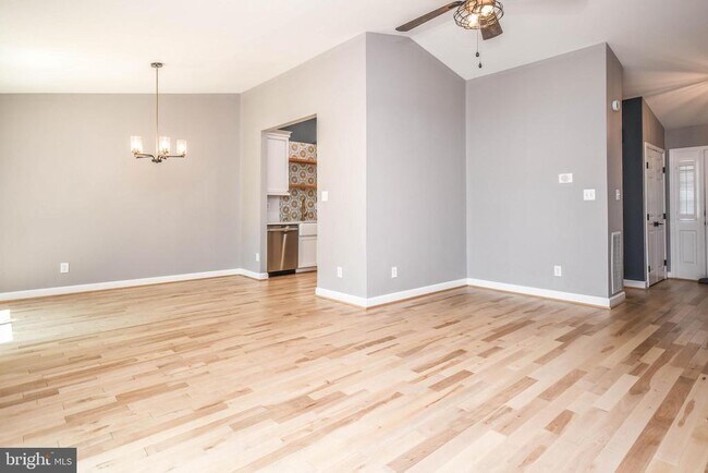Foto del edificio - 2511 Fallsmere Ct