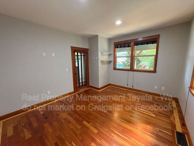 Building Photo - 4209 Springland Ln