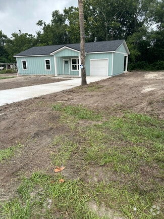 Building Photo - 2241 Parkin Rd