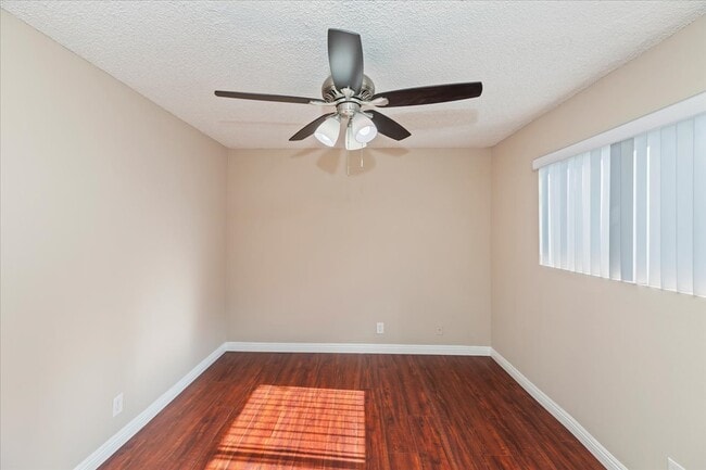 Building Photo - 800 Meyer Lane