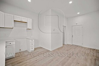 Building Photo - 25369 Avenida Ramada