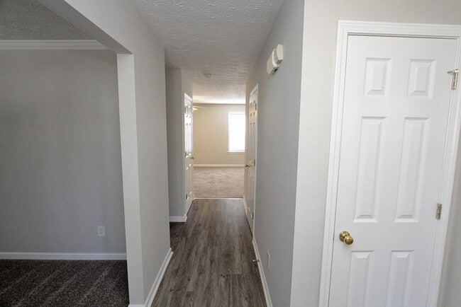 Building Photo - 3508 Hill Pond Dr NE