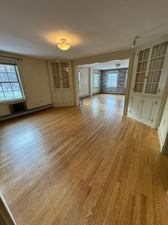 Foto del edificio - 2 Quechee Rd