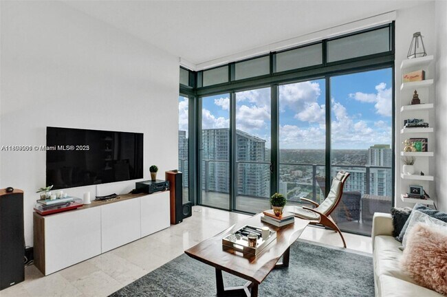 Foto del edificio - 68 SE 6th St