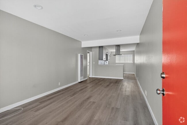 Building Photo - 10442 Lampson Ave