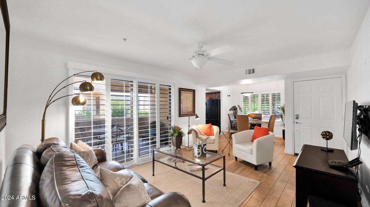 Foto principal - 9990 N Scottsdale Rd