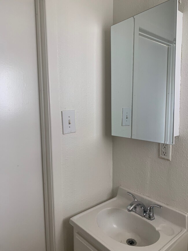 Building Photo - 2214 E Alondra Blvd