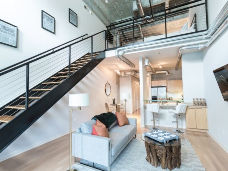 Foto principal - 231 18th St NW