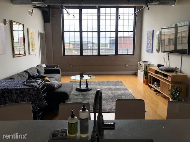 Building Photo - 201 Spring Garden St